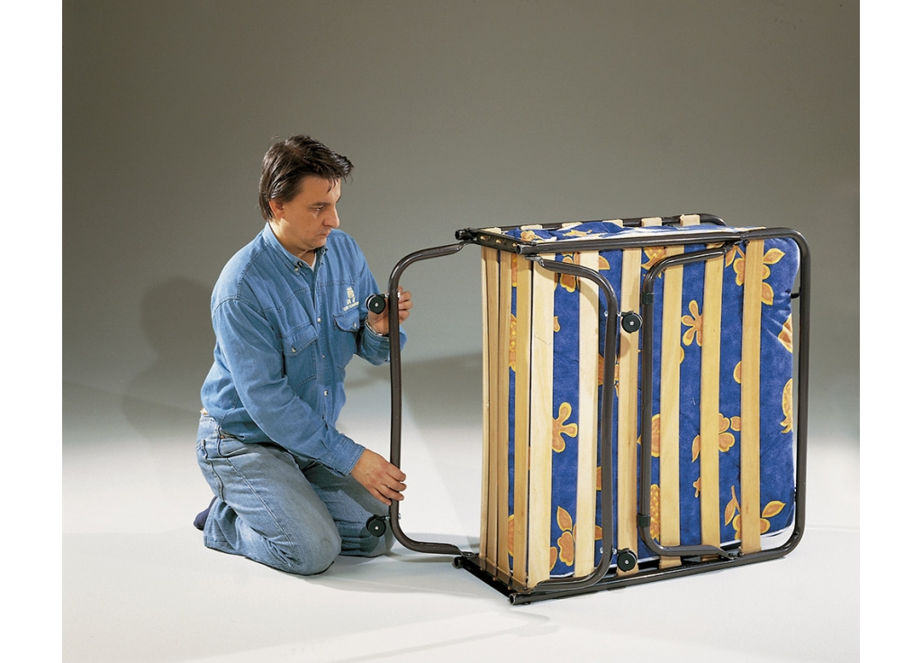 240806060200 Сгъваемо походно легло модел МИЛАНО