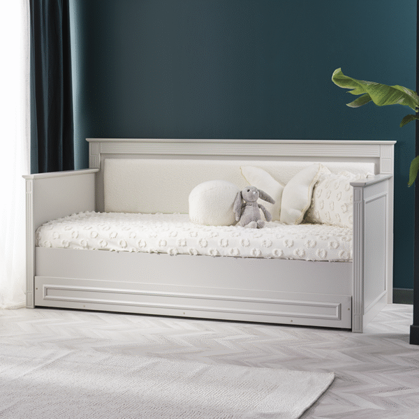 Детско легло Монтесори от серията EFFIE 90 х 200 см