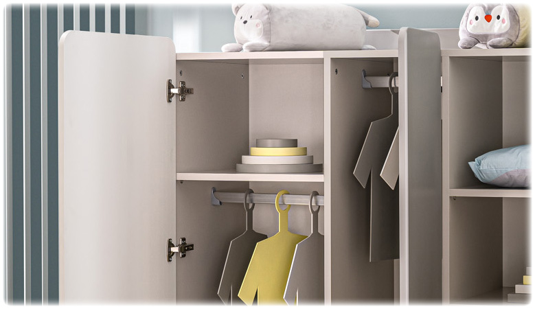 trikrilen-detski-garderob-minia-mebeli-carmen-bittel–3 Детски трикрилен гардероб от серията MINIA